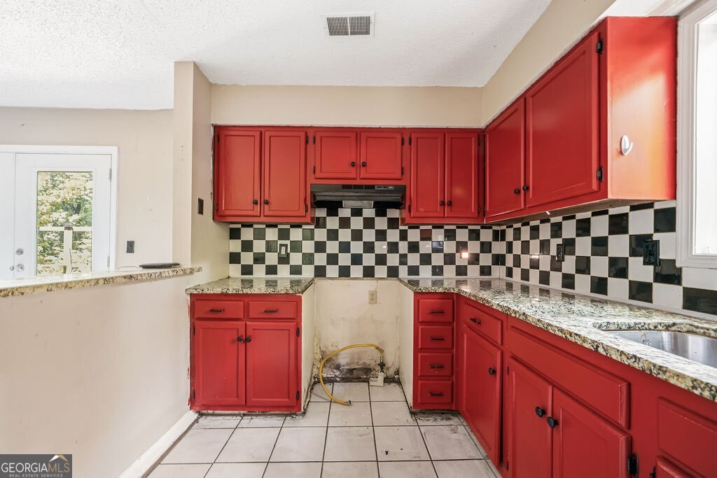 1951 Kinridge Road