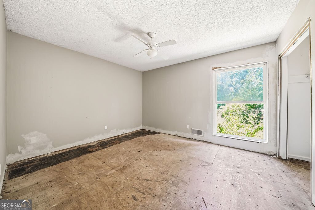 1951 Kinridge Road