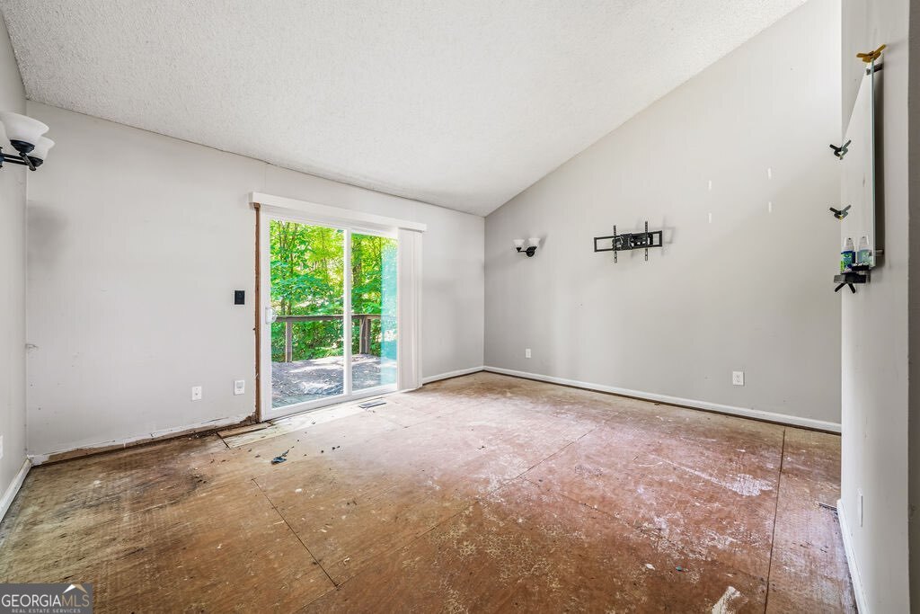 1951 Kinridge Road