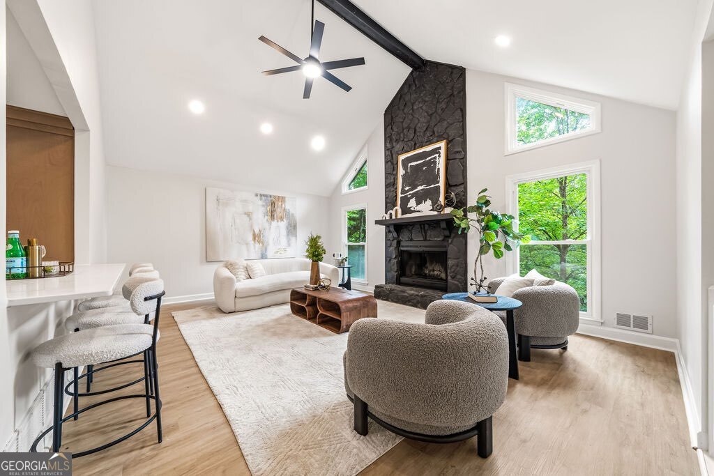 85 Geraldine Drive SE