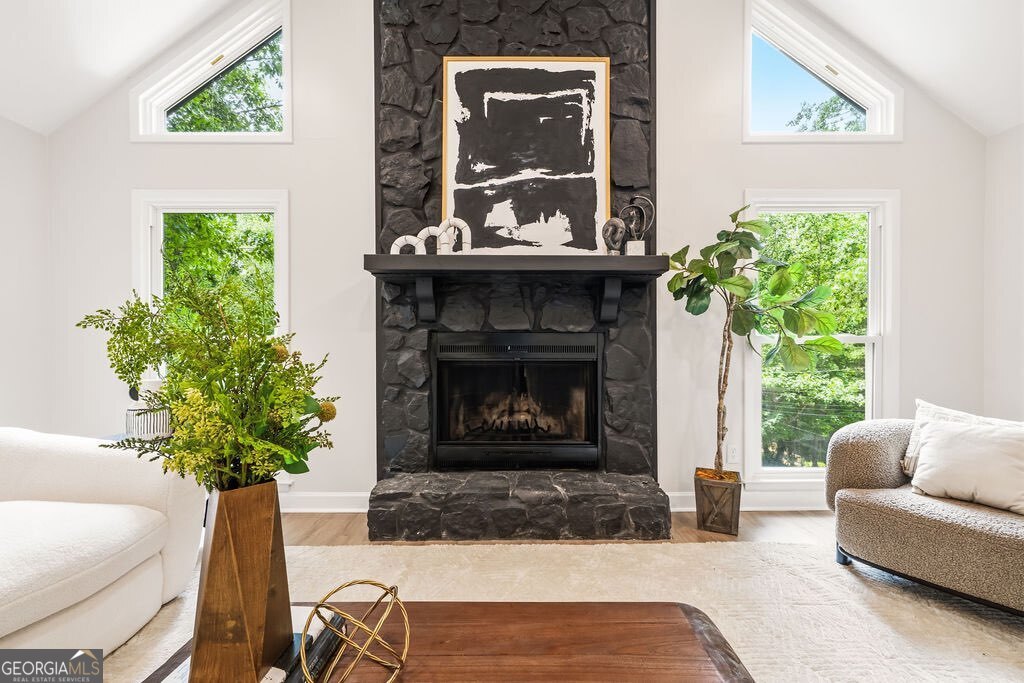 85 Geraldine Drive SE