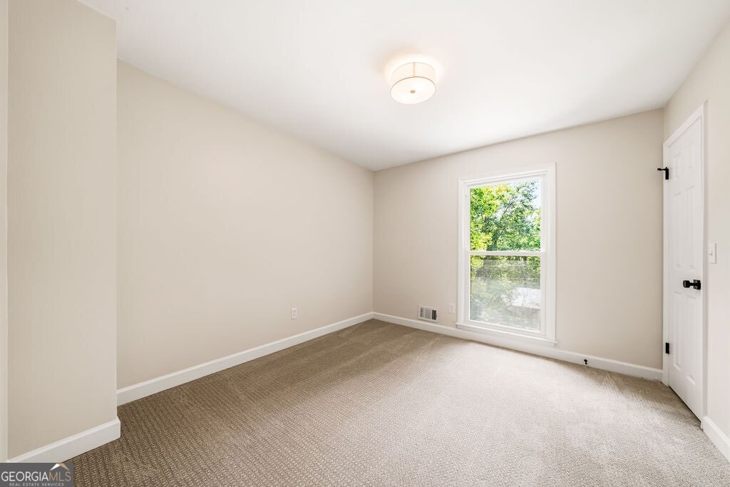 85 Geraldine Drive SE
