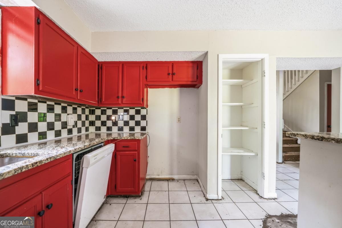 1951 Kinridge Road