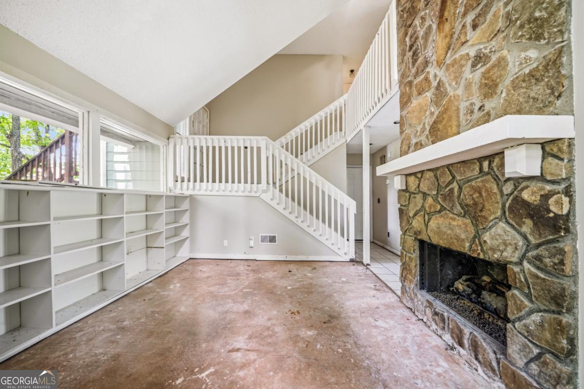 1951 Kinridge Road