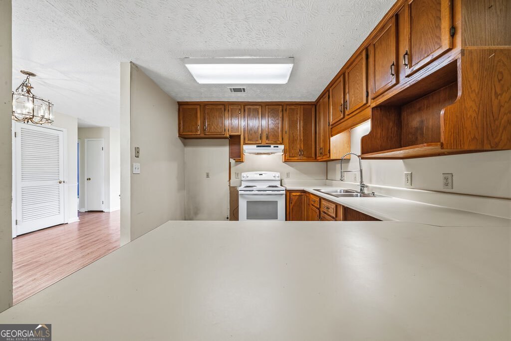 224 Stone Mill Lane NW
