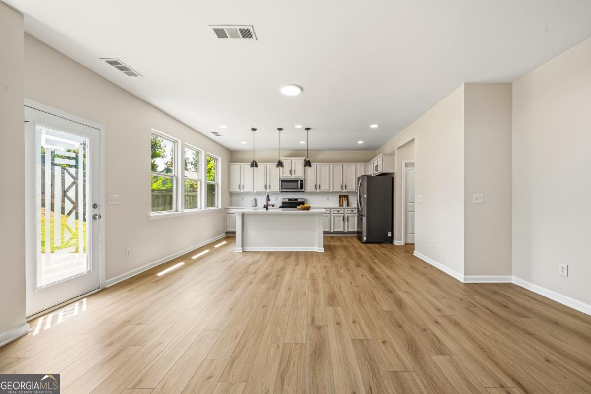 64 Windsor Way