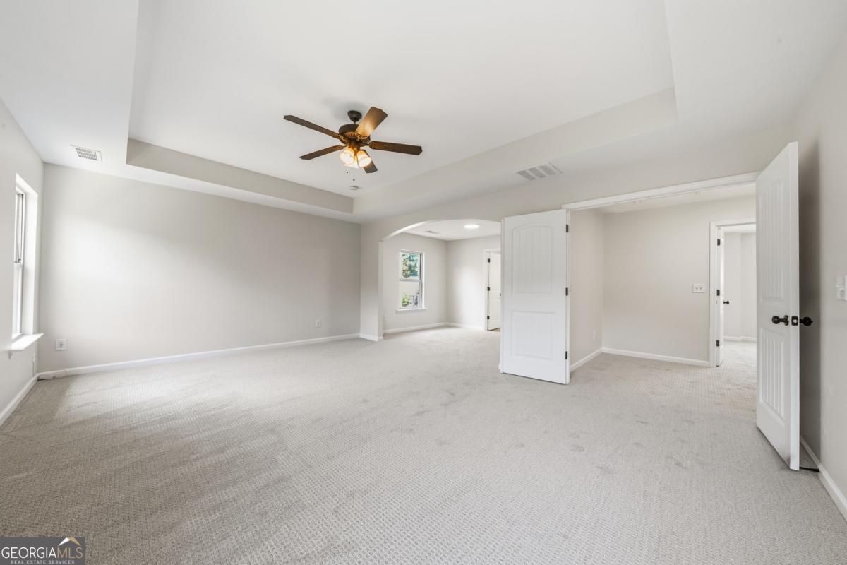 64 Windsor Way