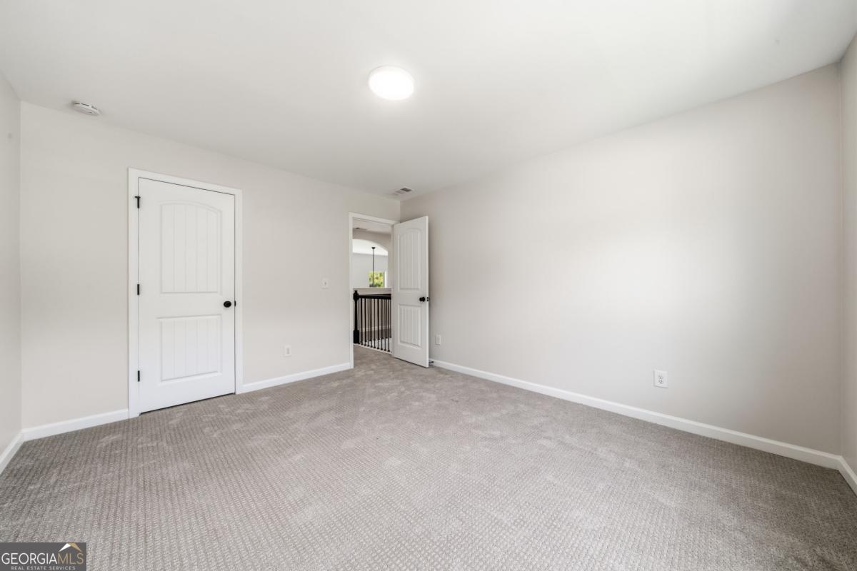 64 Windsor Way