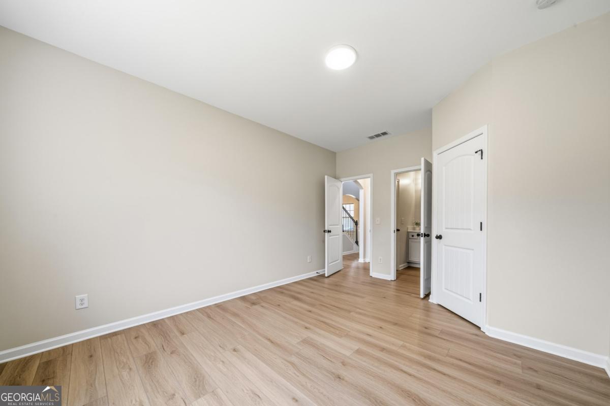 64 Windsor Way
