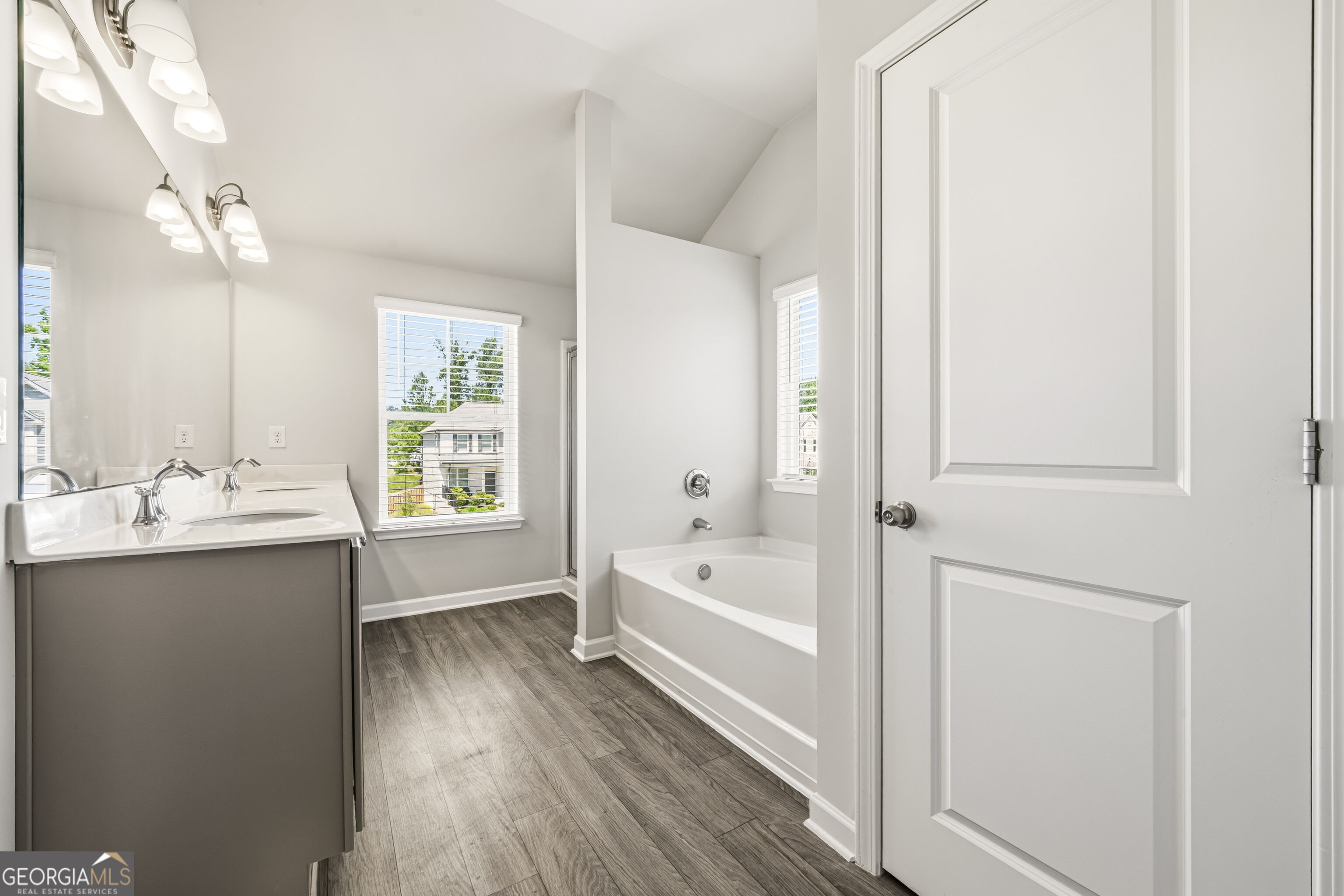 5065 Ivy Cottage Lane