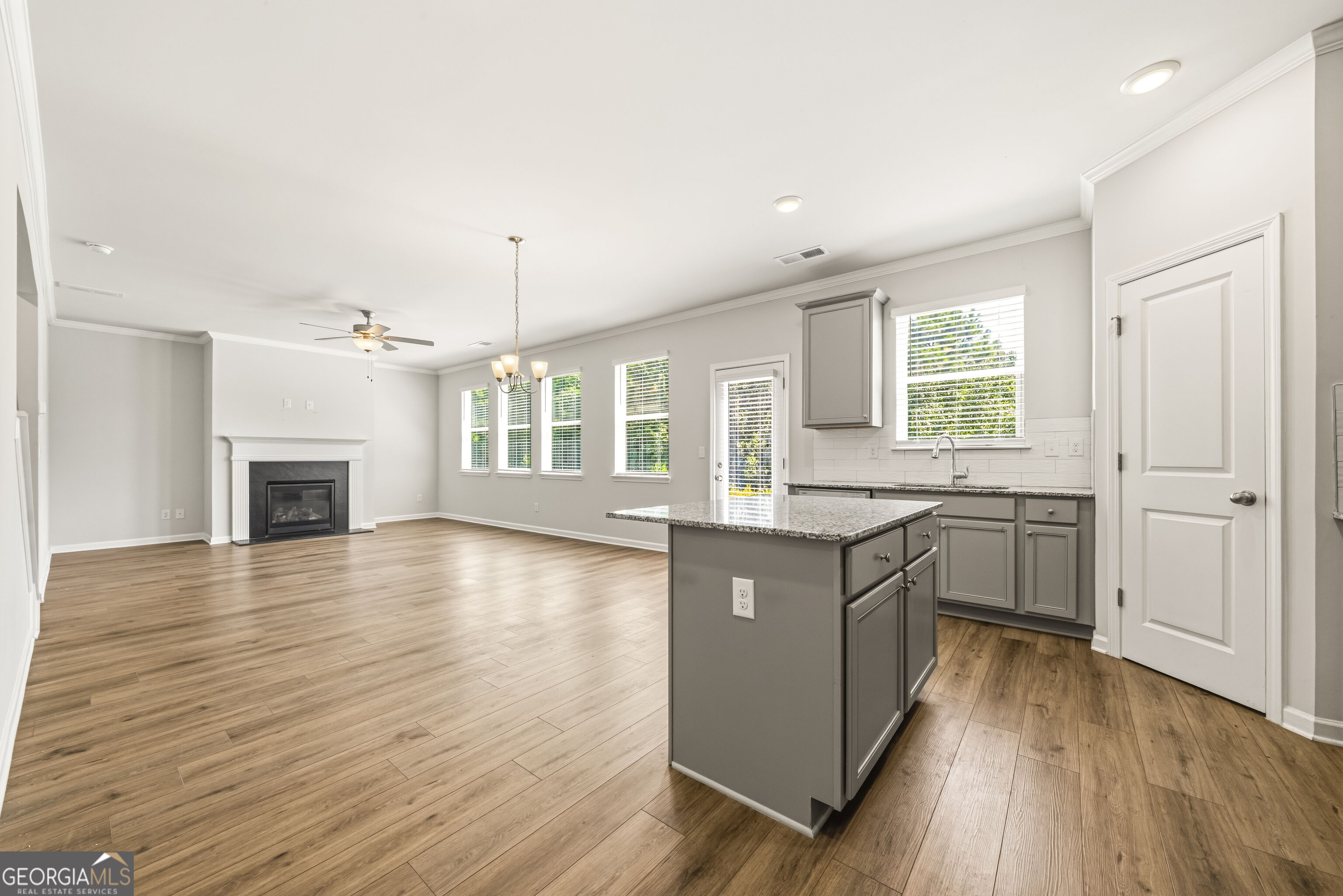 5065 Ivy Cottage Lane