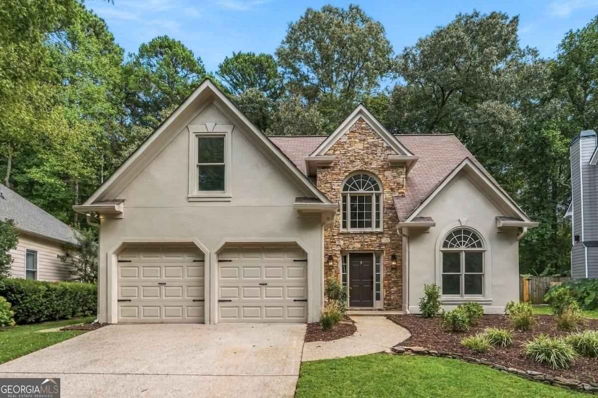 4052 Thornbrook Lane