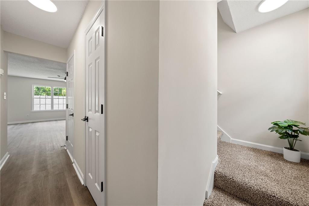 122 Venture Path