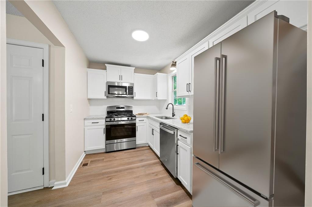 113 Brookside Court