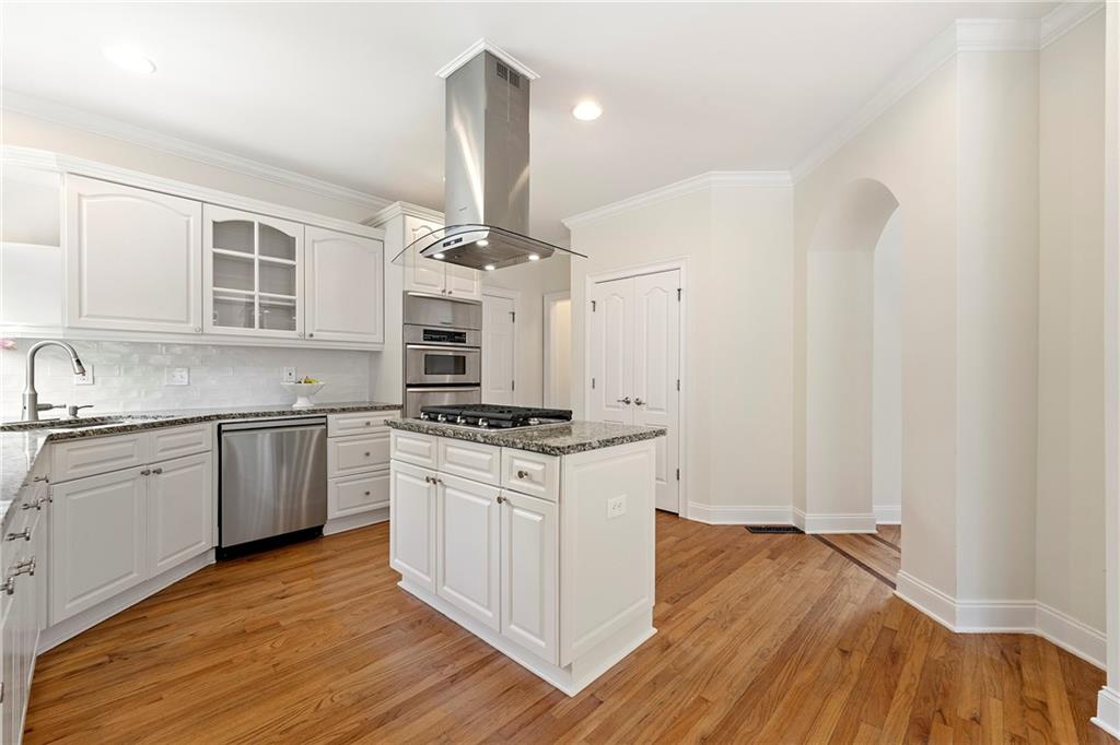 4068 Herron Trail
