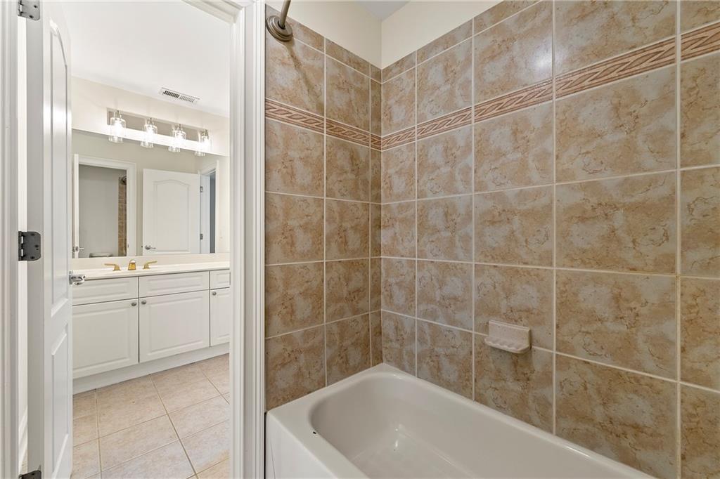 4068 Herron Trail