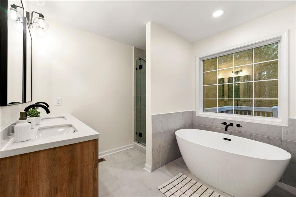720 Habersham Place