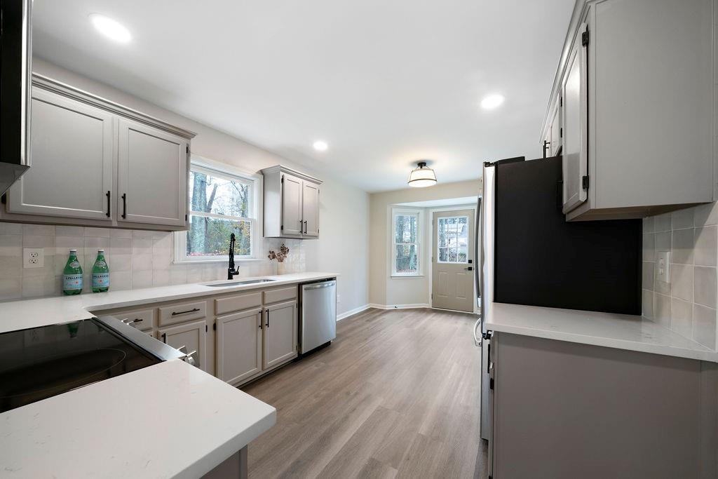 412 Ladora Drive