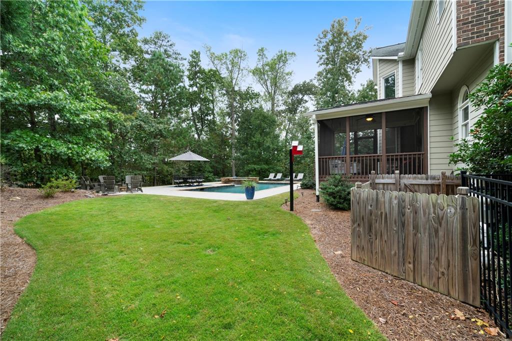 5118 Crescent Cove Lane