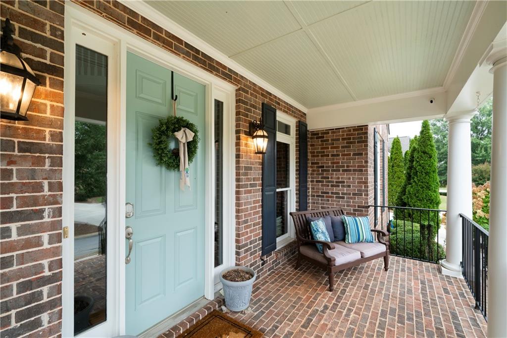 5118 Crescent Cove Lane