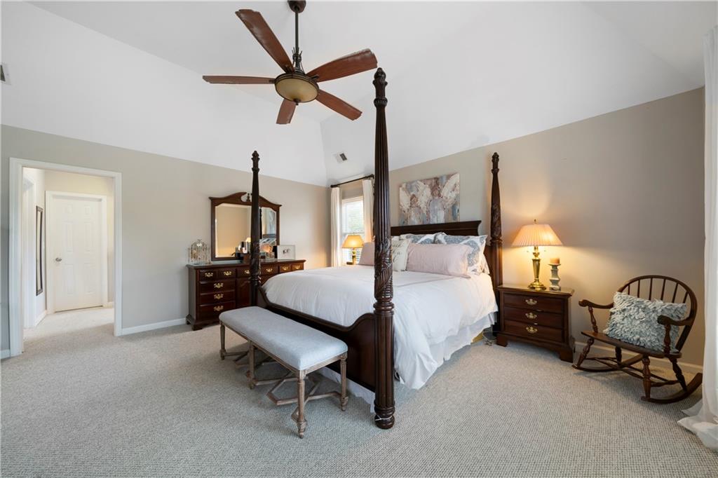 5118 Crescent Cove Lane