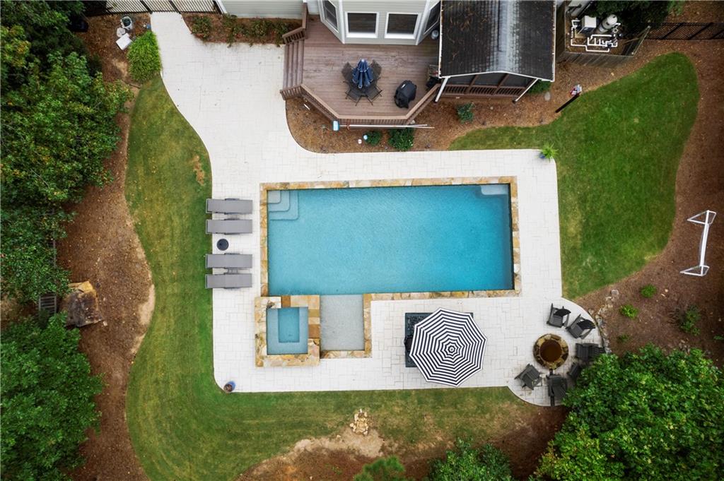 5118 Crescent Cove Lane