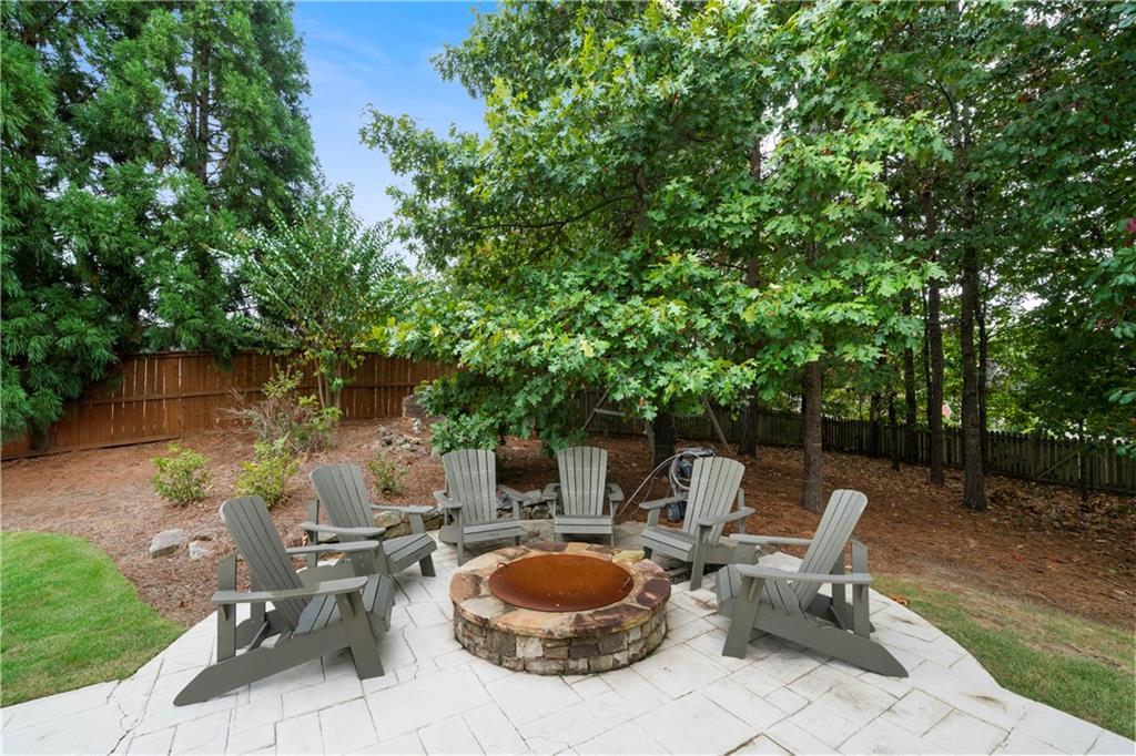 5118 Crescent Cove Lane
