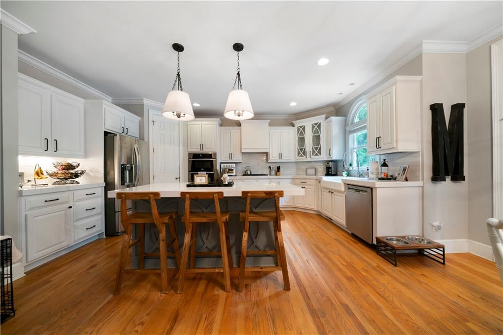 5118 Crescent Cove Lane