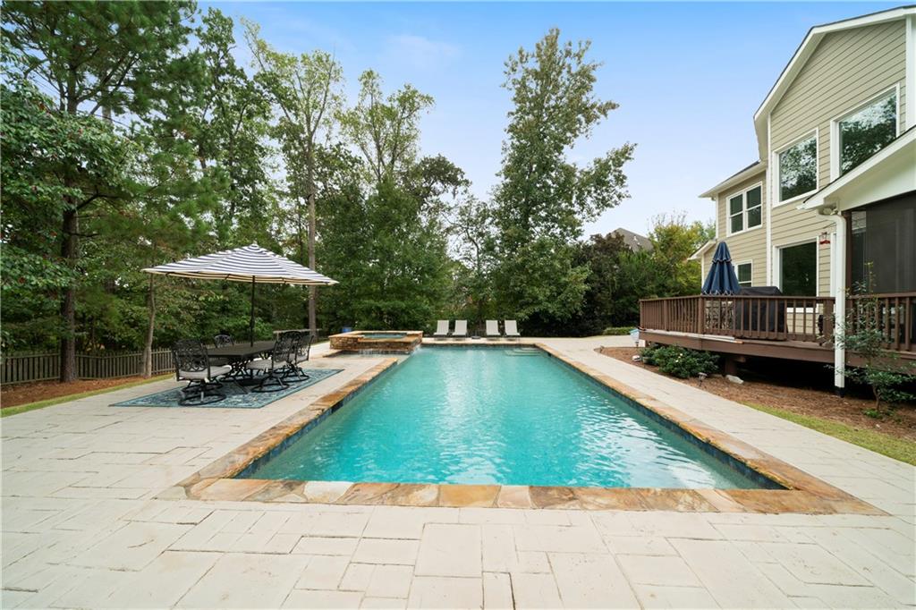 5118 Crescent Cove Lane