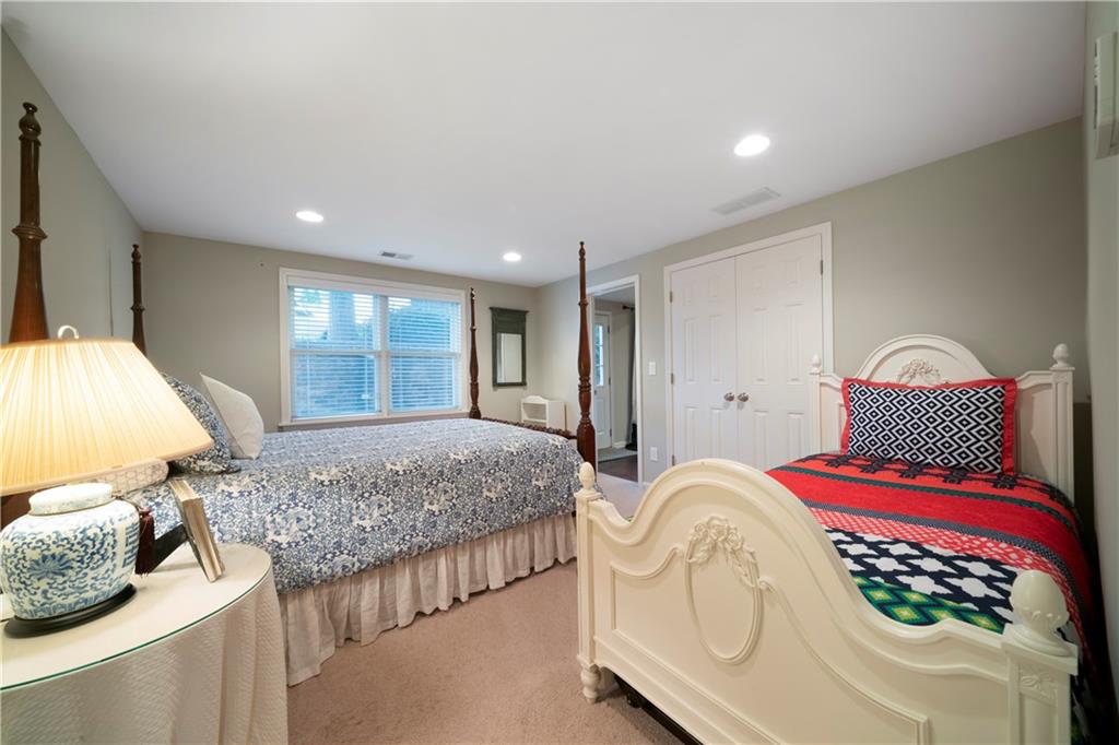 5118 Crescent Cove Lane