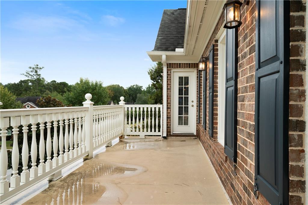 5118 Crescent Cove Lane