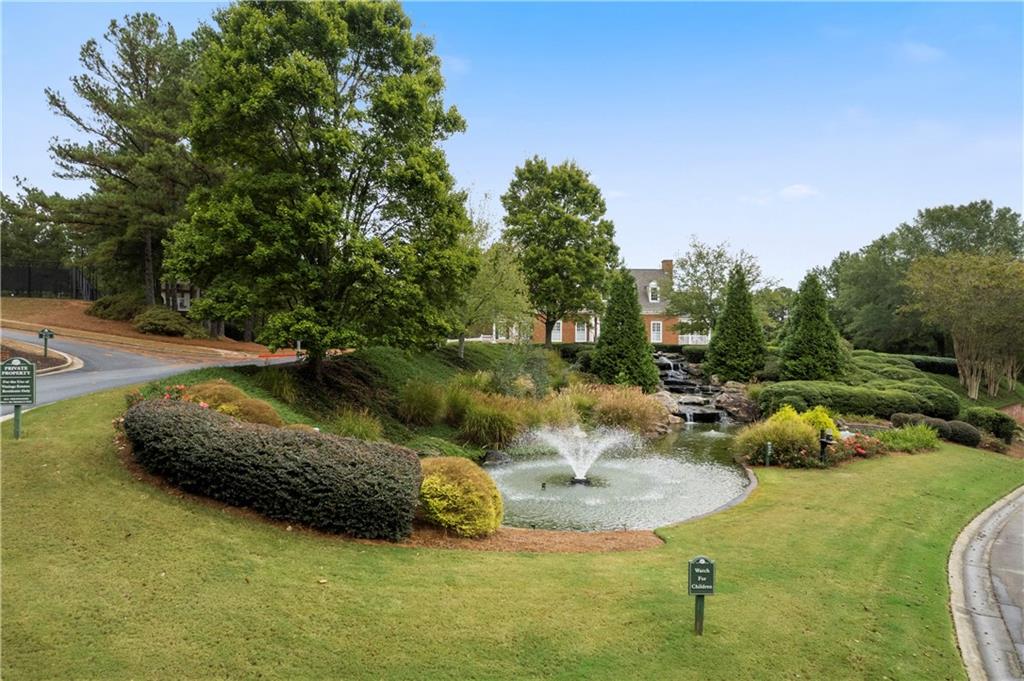 5118 Crescent Cove Lane