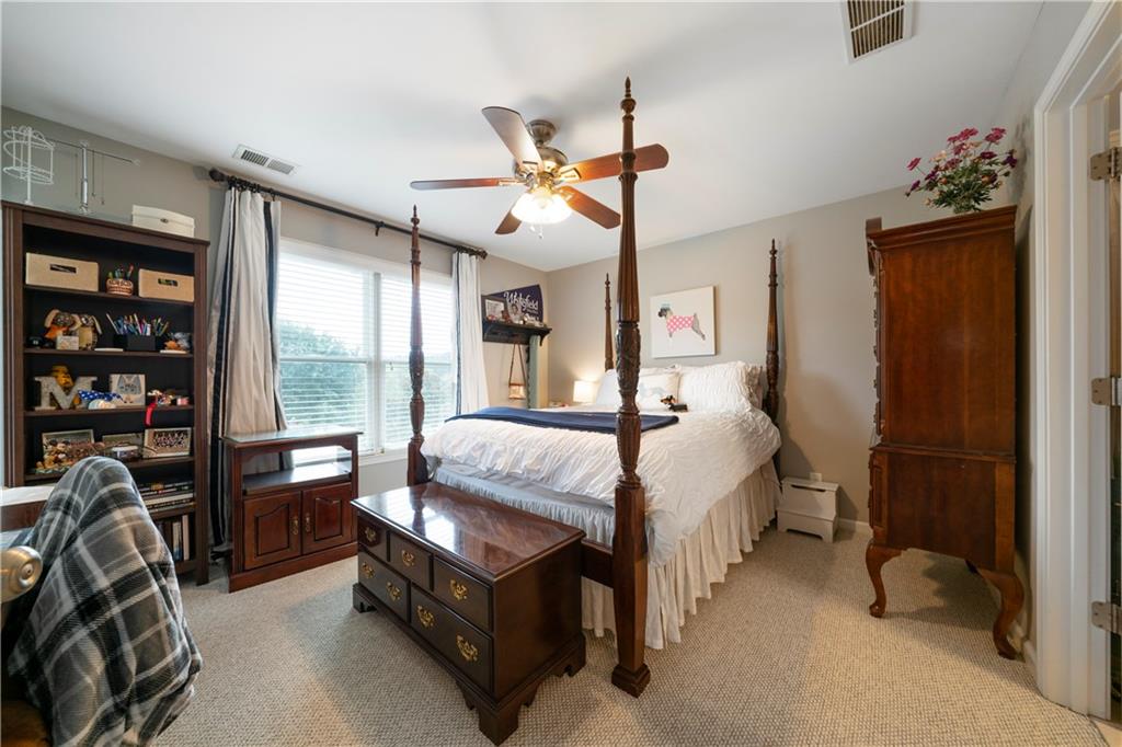 5118 Crescent Cove Lane