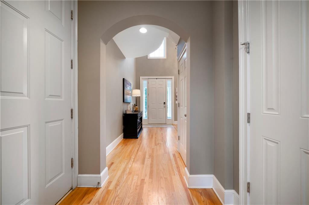 5118 Crescent Cove Lane