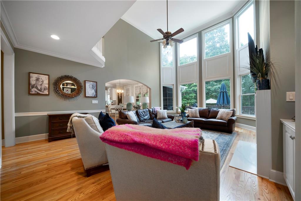 5118 Crescent Cove Lane