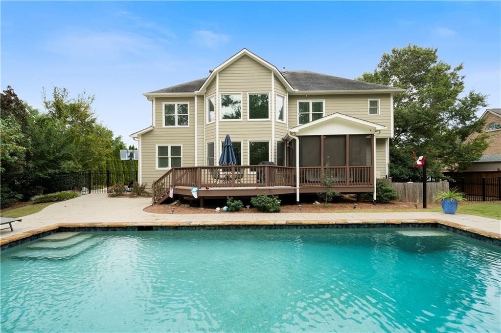 5118 Crescent Cove Lane