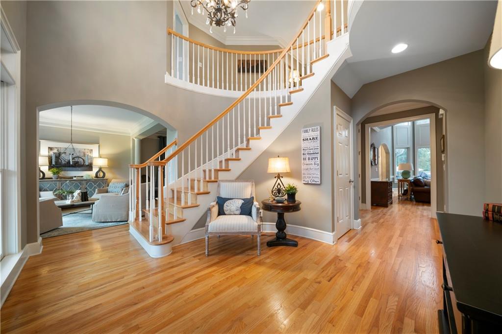 5118 Crescent Cove Lane