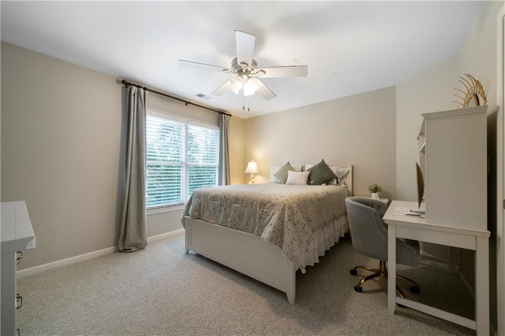 5118 Crescent Cove Lane