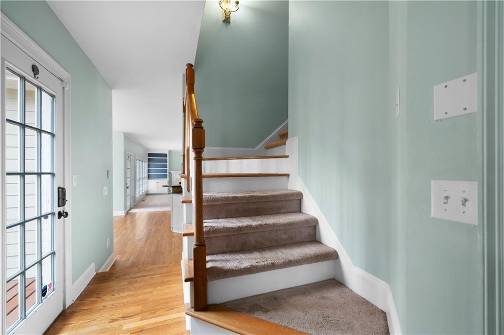 2883 Observation Point NW