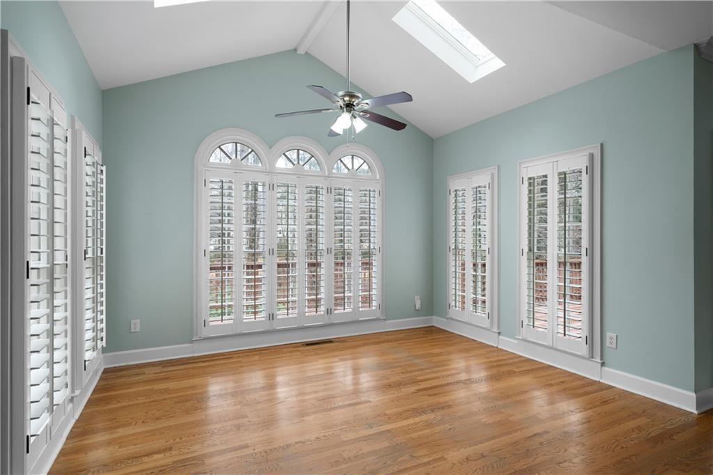 2883 Observation Point NW