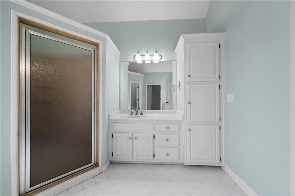 2883 Observation Point NW