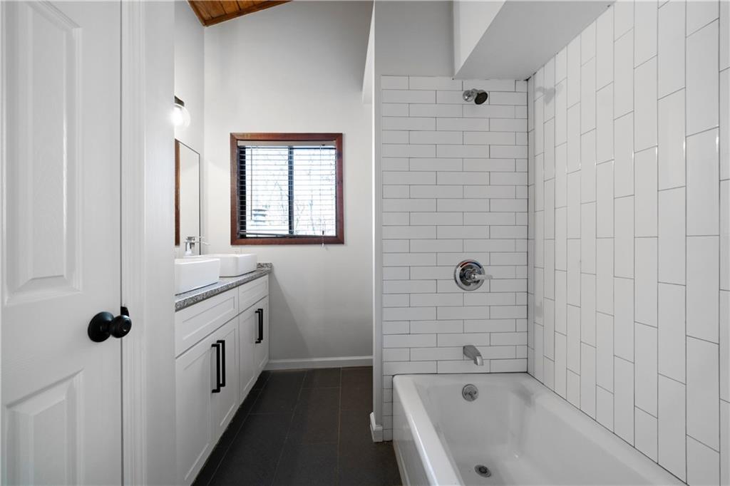 4191 Blackland Drive