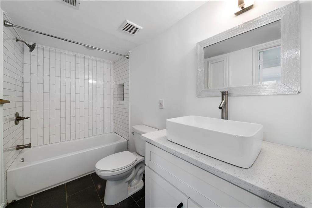 4191 Blackland Drive