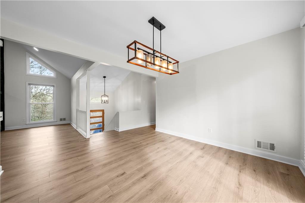 85 Geraldine Drive SE