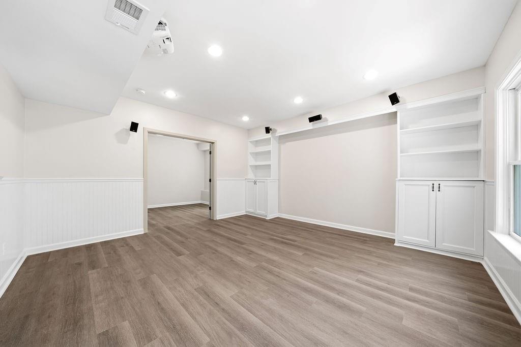 148 Crestview Drive