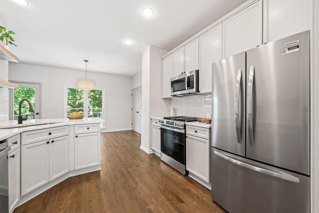 148 Crestview Drive