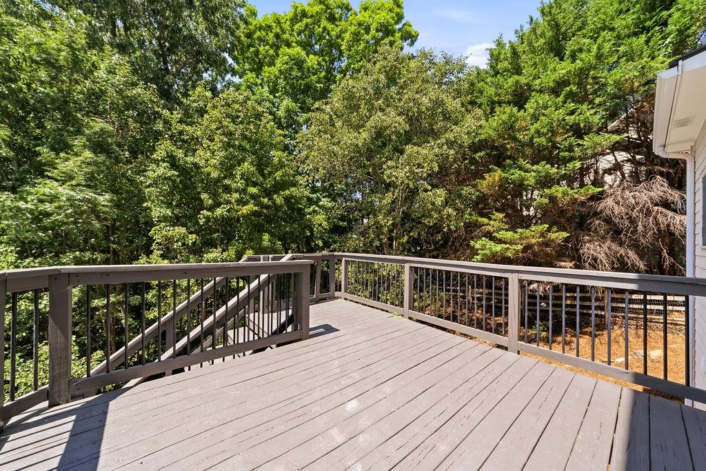 148 Crestview Drive