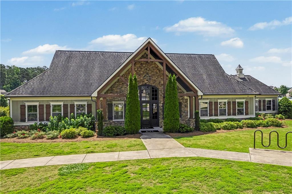 201 Meadow Branch Lane