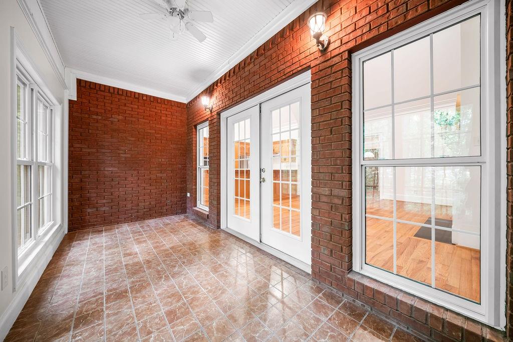 23 Lookout Court