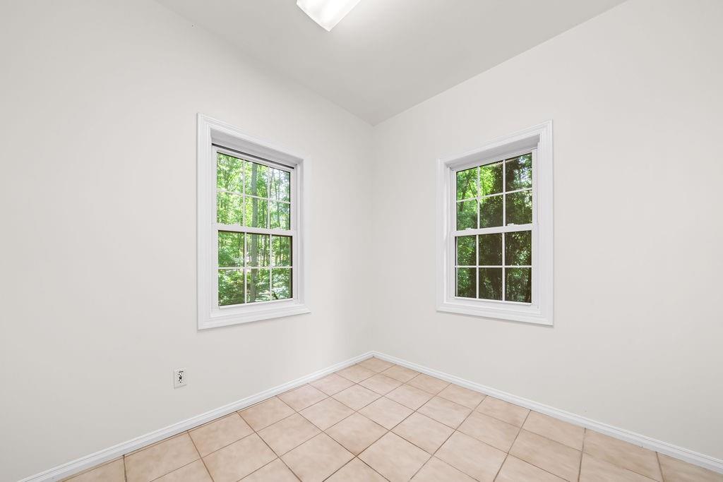 23 Lookout Court